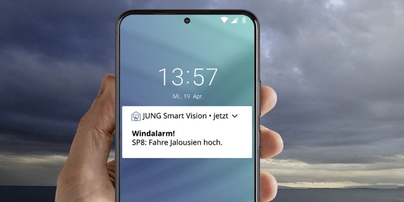 JUNG Smart Panel 8 bei Elektro Schröder GmbH in Schneverdingen