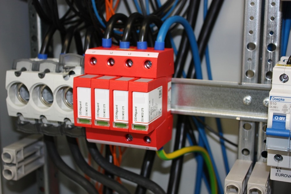 U berspannungsschutz bei Elektro Schröder GmbH in Schneverdingen